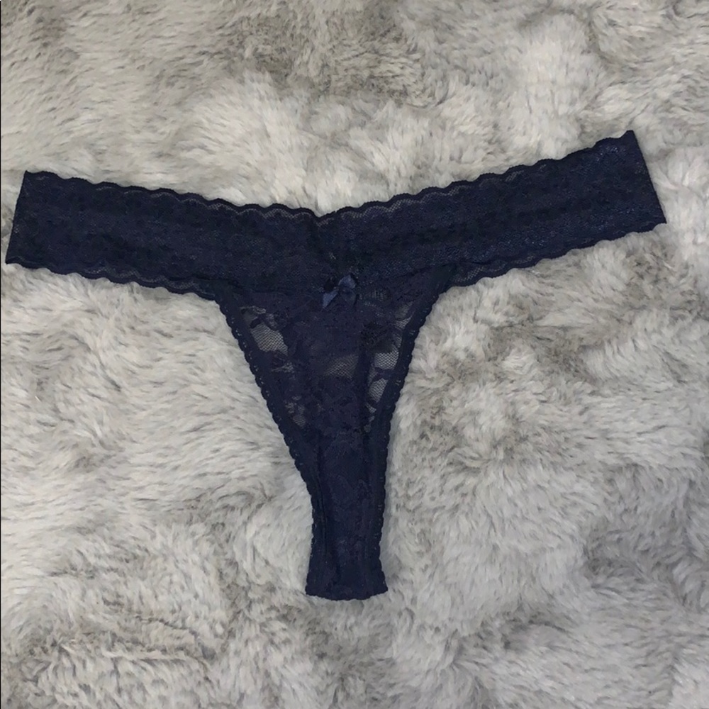 Navy thong